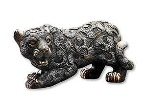 Статуэтка Пантера De Rosa с арабесками на прогулке  469